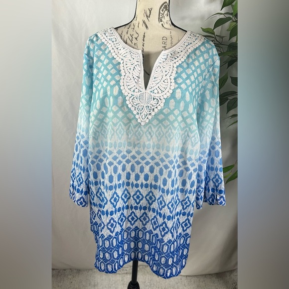 Alfred Dunner Blue and White Women's Blouse 💎 - Picture 8 of 11